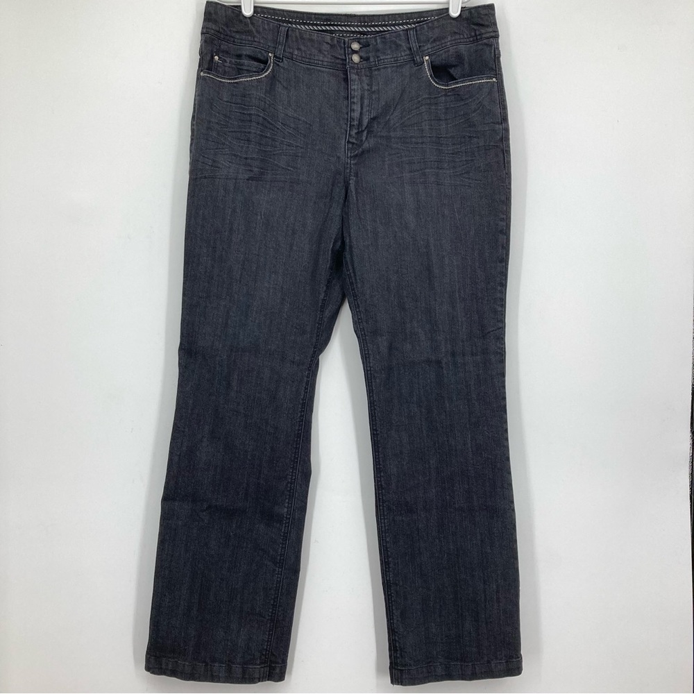 Christopher & Back’s Woman’s Straight leg Jeans